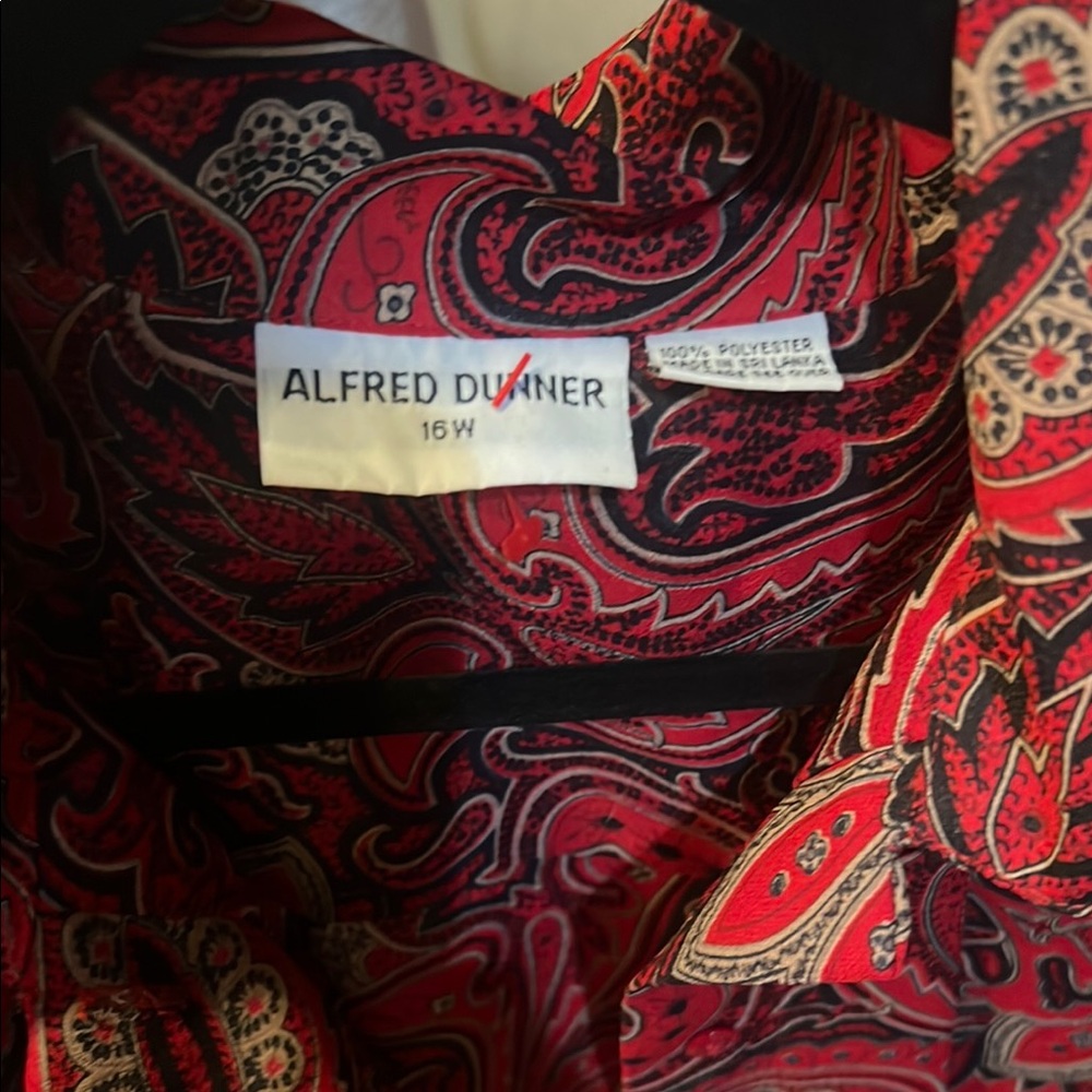 Alfred Dunner Red Paisley Blouse - Picture 2 of 4